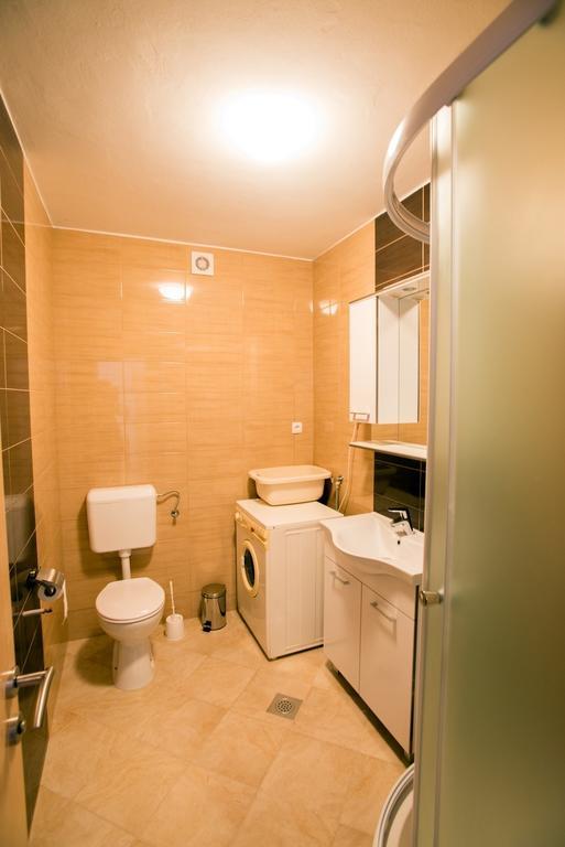 Rujno Apartments Starigrad Paklenica Rom bilde