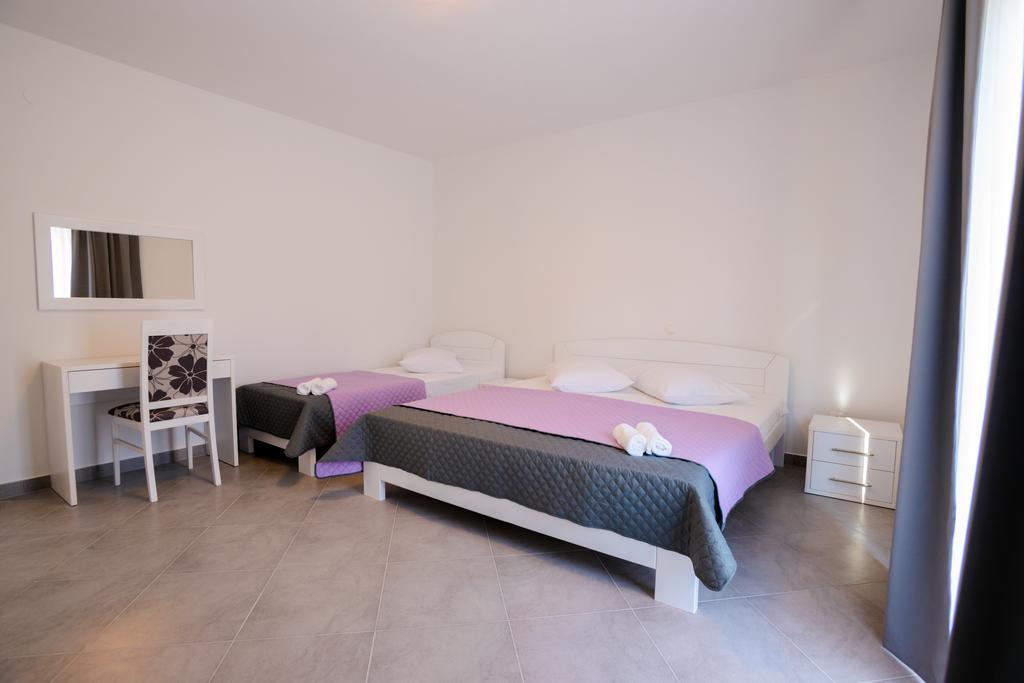 Rujno Apartments Starigrad Paklenica Eksteriør bilde